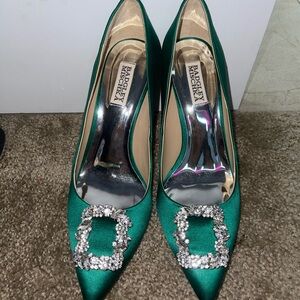 Brand new never used!! Gorgeous shoes